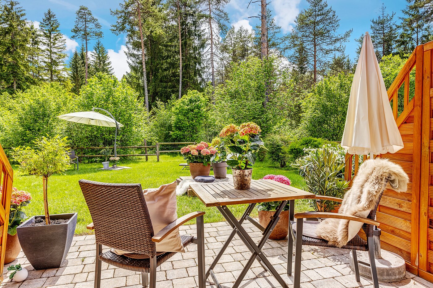 Etagenwohnung mit 6 Zimmern | 70095 | ...mit sonniger Terrasse