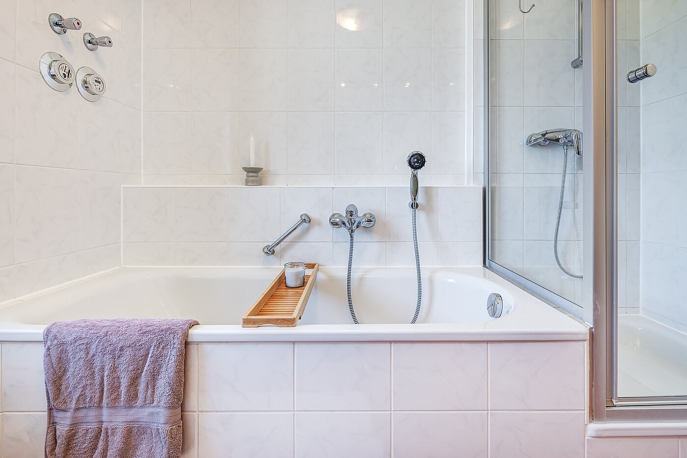 Etagenwohnung mit 3 Zimmern | München-Ramersdorf | 2206ML4 | ...Badewanne und...
