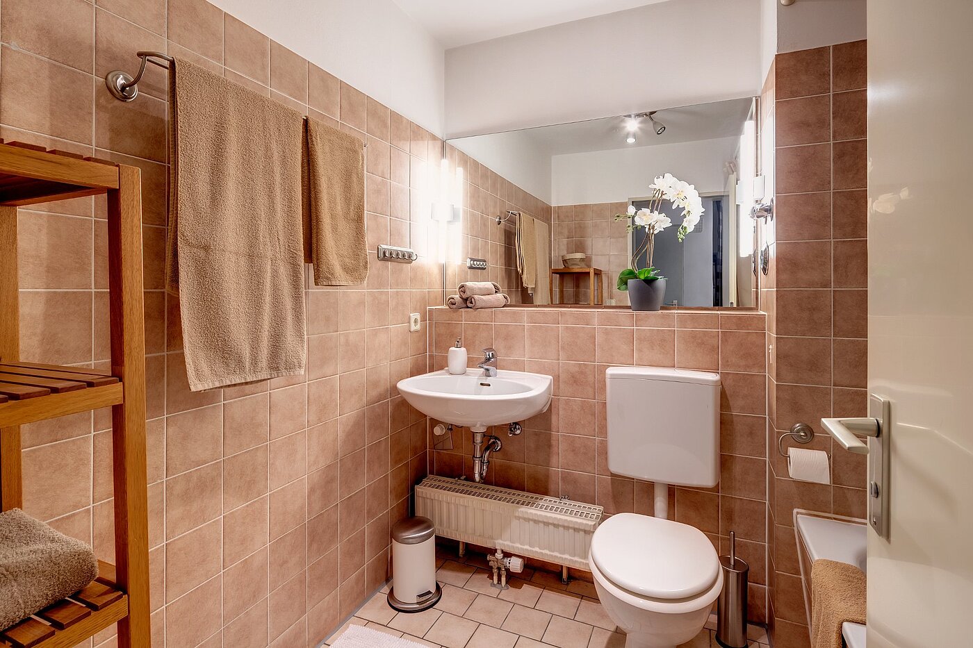 Etagenwohnung mit 2 Zimmern | München-Nymphenburg | 2107ML3 | Geräumiges Badezimmer...