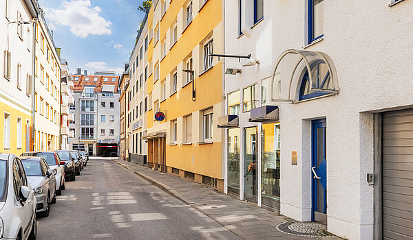 Etagenwohnung mit 2 Zimmern | München-Schwabing | 70434 | Ruhige...