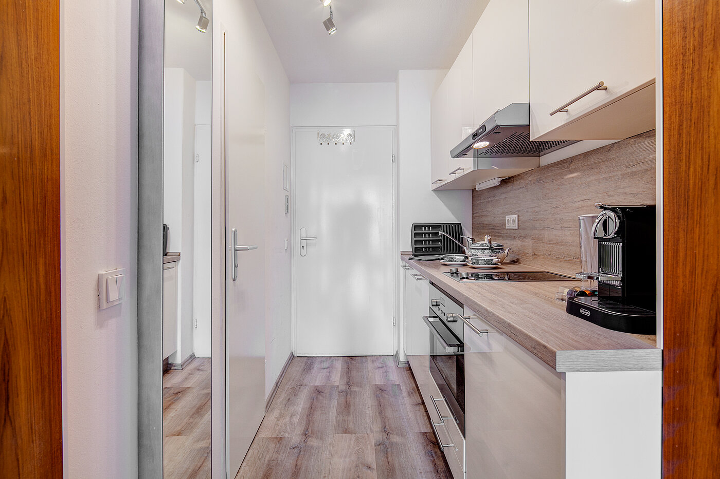 Apartment mit 1 Zimmer | München-Maxvorstadt | 70448 | Eingangsbereich