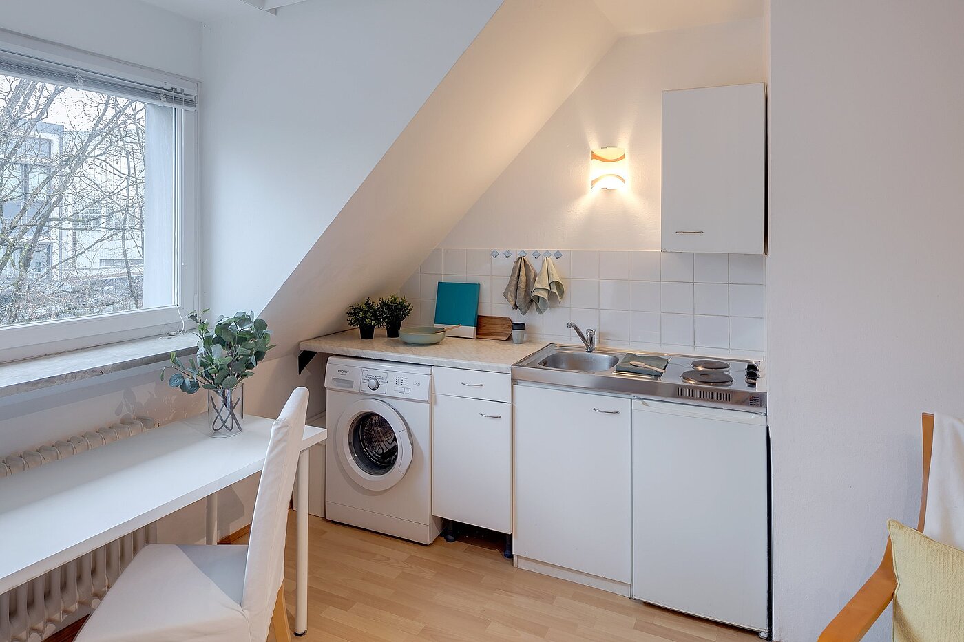 Etagenwohnung mit 1 Zimmer | München-Bogenhausen | 2012ML2 | Blick auf die Küchenzeile