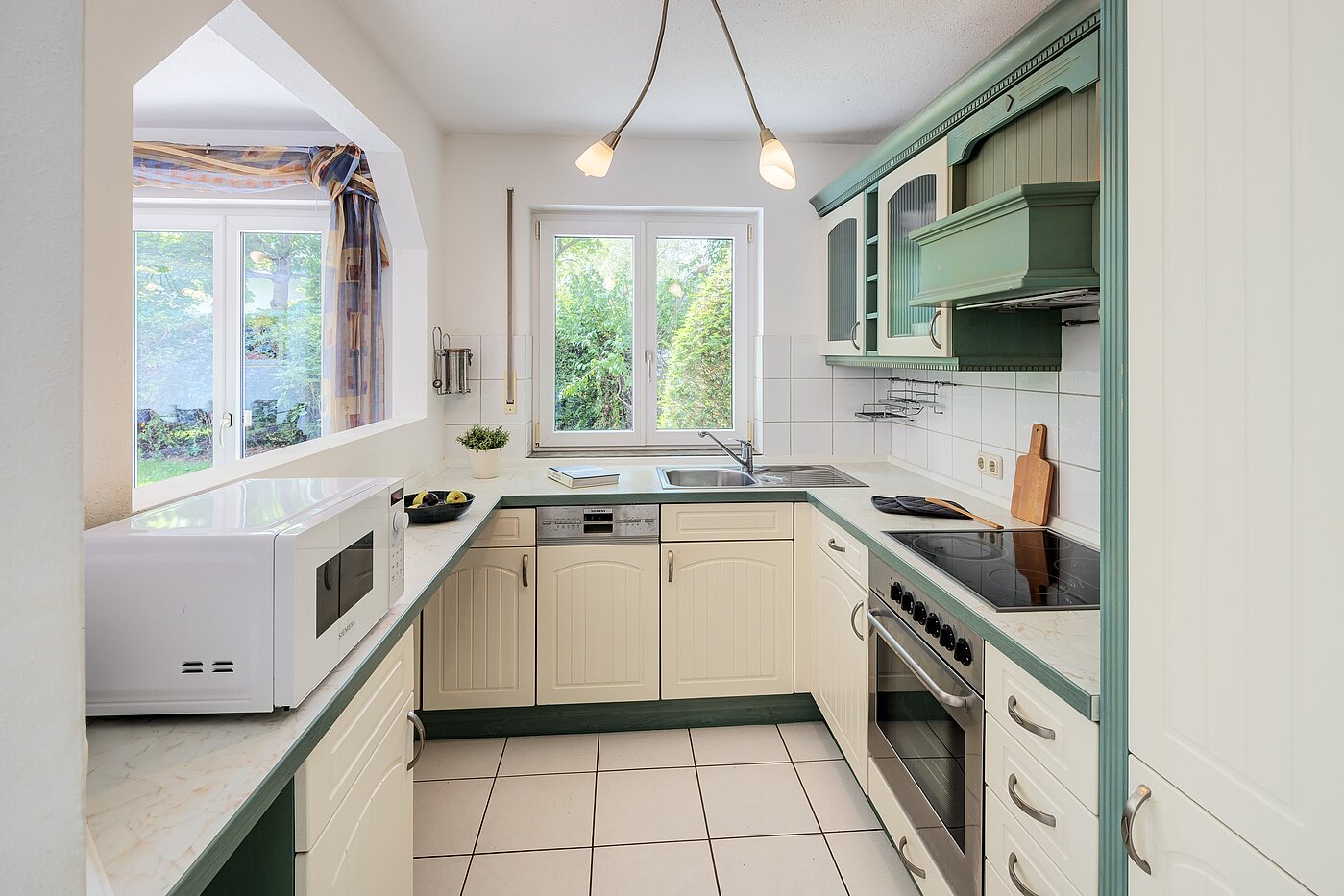 Doppelhaushälfte mit 5 Zimmern | München-Trudering | 70269 | Küche mit Fenster