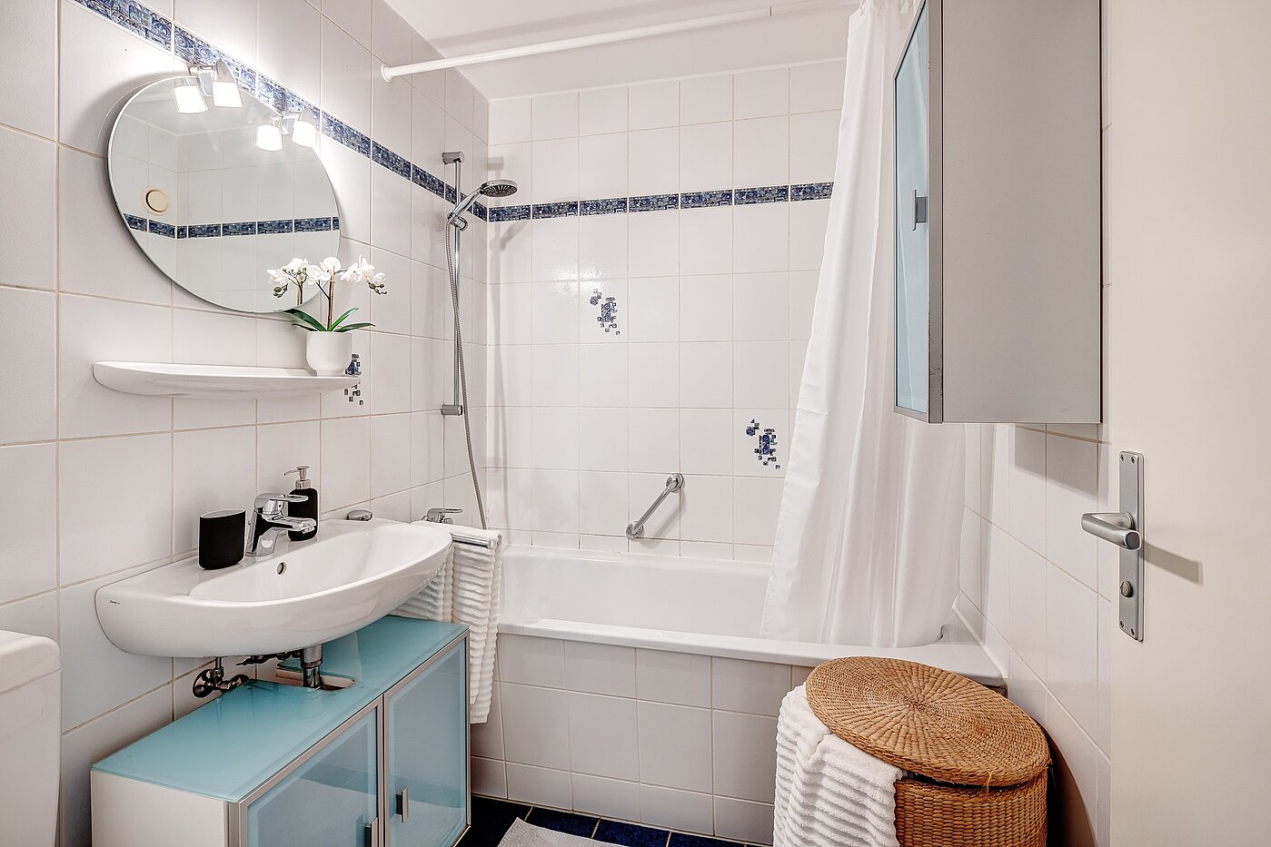 Etagenwohnung mit 3.5 Zimmern | Haar | 2201ML5 | Helles Bad mit Badewanne