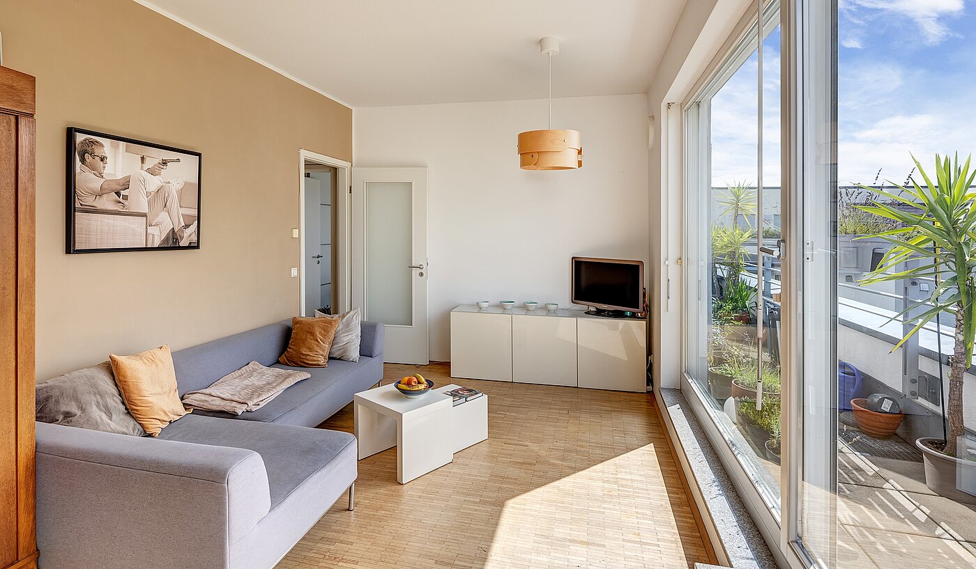 Etagenwohnung mit 2 Zimmern | München-Schwabing | 70153 | Gemütliches Wohnzimmer...