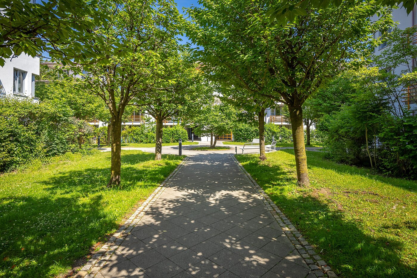 Maisonettewohnung mit 3 Zimmern | München-Milbertshofen | 702341 | Grünanlagen