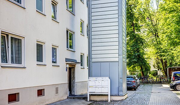 Etagenwohnung mit 1 Zimmer | München-Schwabing | 70454 | ...Eingangsbereich...