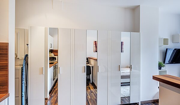 Erdgeschosswohnung mit 4 Zimmern | München-Neuhausen | 70471 | ...und viel Stauraum