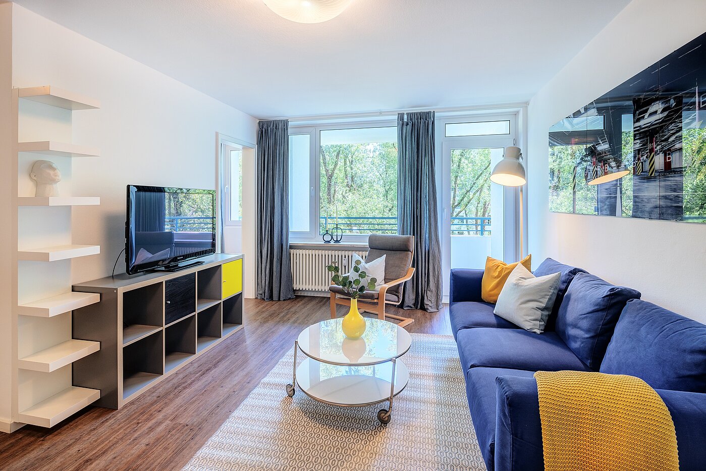 Etagenwohnung mit 2 Zimmern | München-Bogenhausen | 70142 | Großes...