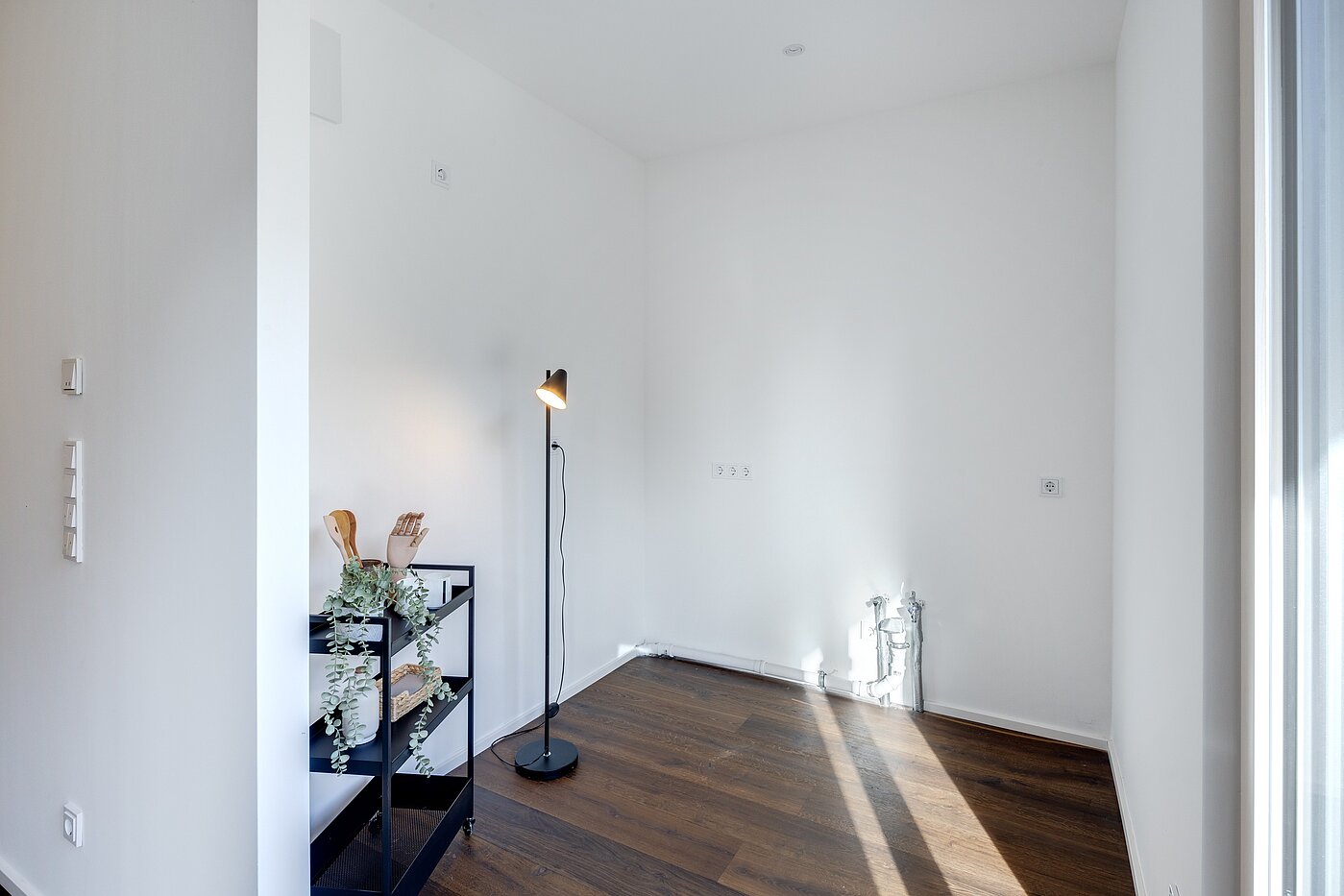 Terrassenwohnung mit 2 Zimmern | München-Harlaching | 70372 | Offene Küche