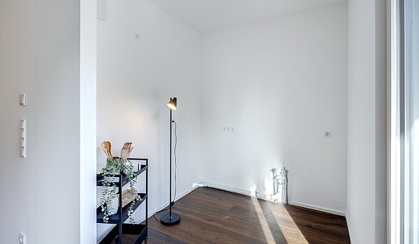 Terrassenwohnung mit 2 Zimmern | München-Harlaching | 70372 | Offene Küche