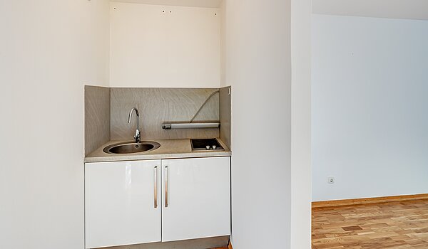 Apartment mit 2 Zimmern | München-Feldmoching | 70466 | ...mit Kochnische