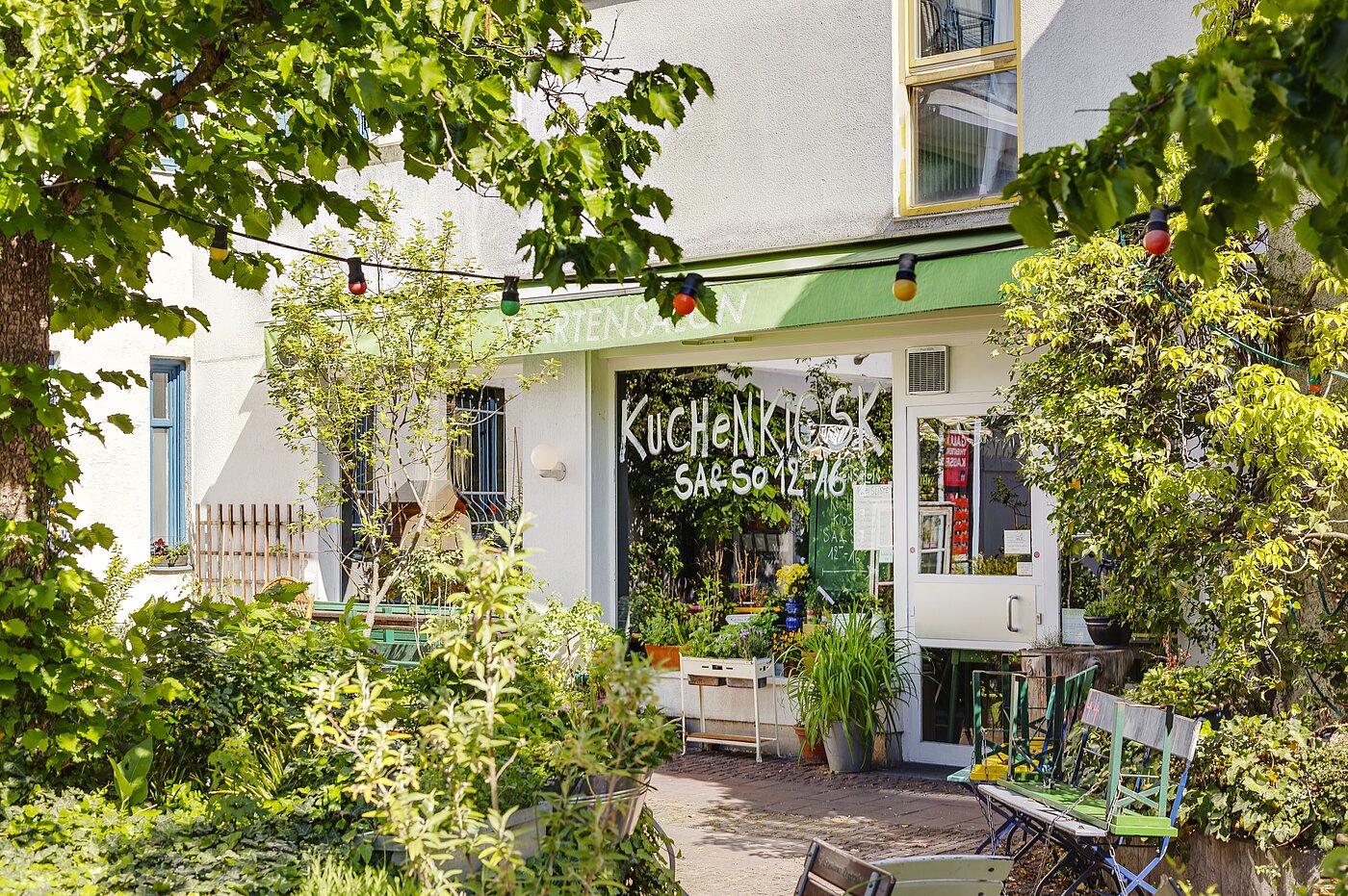 Etagenwohnung mit 1 Zimmer | München-Maxvorstadt | 70132 | ...und Geschäfte...