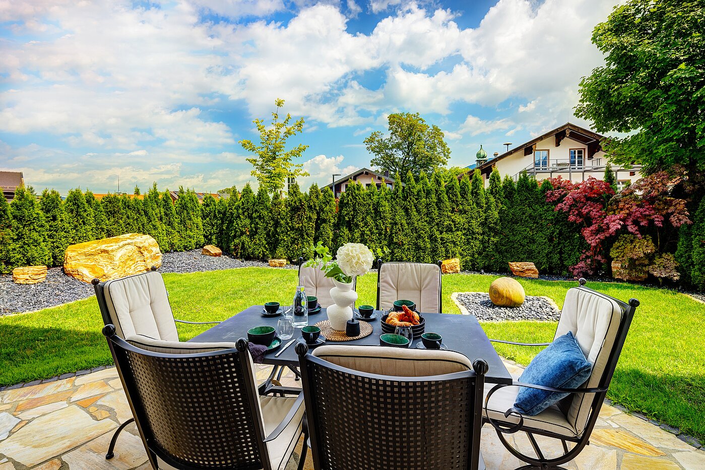 Erdgeschosswohnung mit 3 Zimmern | Bad Wiessee | 70053 | Garten
