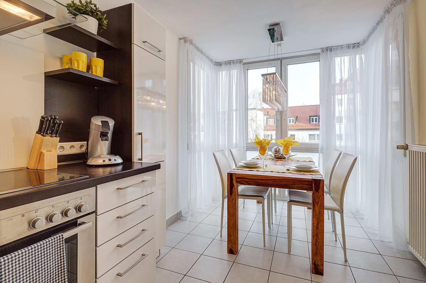Etagenwohnung mit 2 Zimmern | München-Schwabing | 70102 | ...mit Platz zum essen