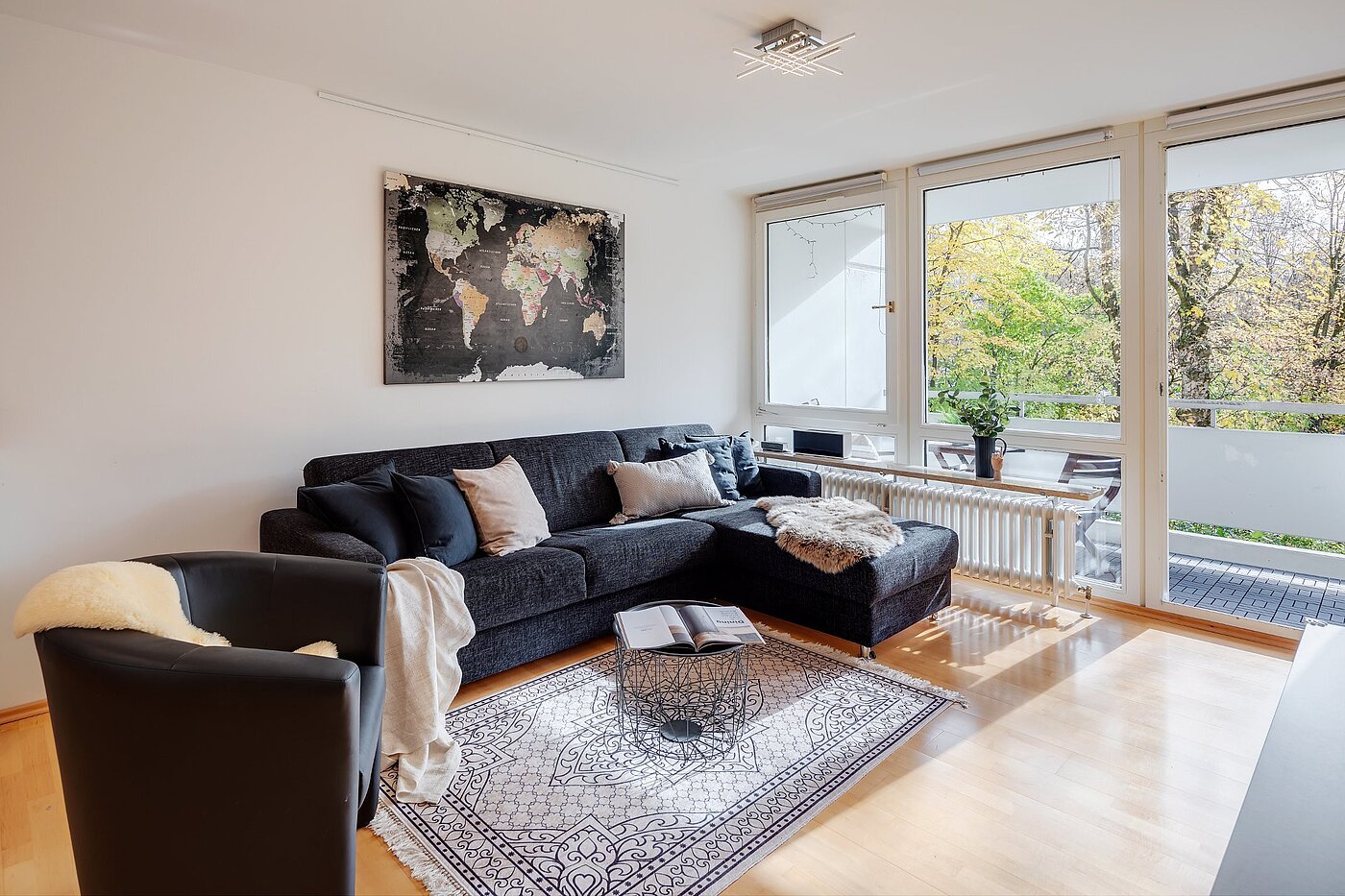 Etagenwohnung mit 3 Zimmern | München-Perlach | 2010ML5 | Helles Wohnzimmer mit Balkon
