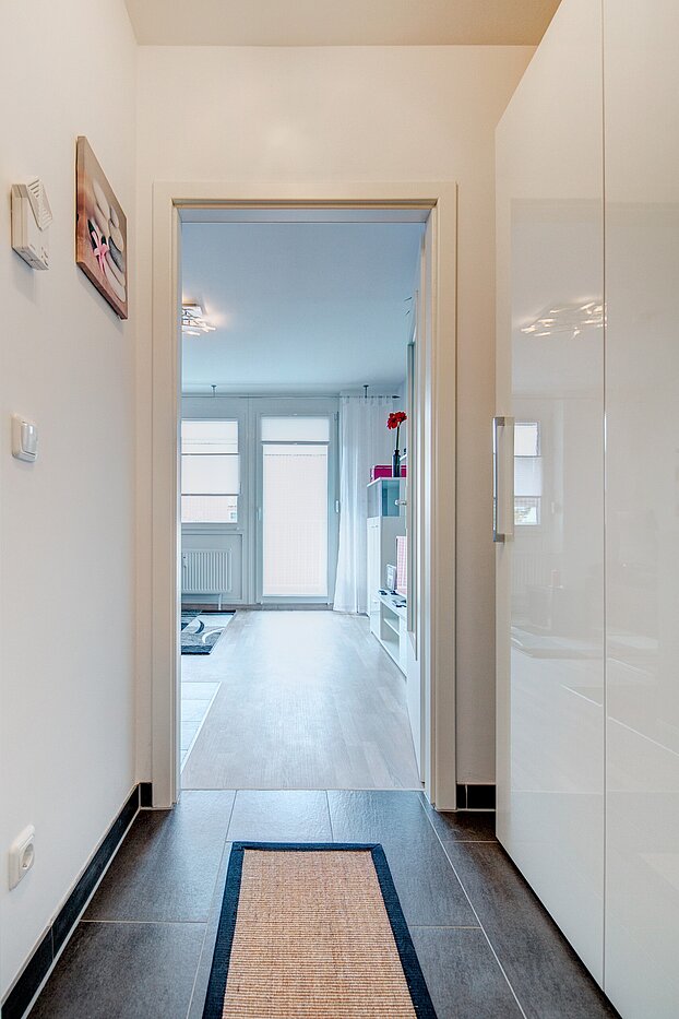 Etagenwohnung mit 1 Zimmer | München-Berg am Laim | 70064 | Vom Eingang kommend