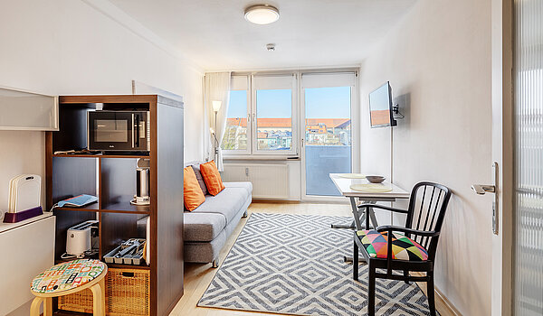 Etagenwohnung mit 1 Zimmer | München-Maxvorstadt | 70397 | Wohn- / Schlafbereich