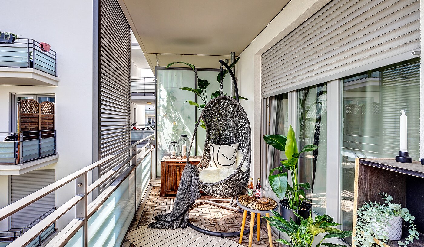 Etagenwohnung mit 2.5 Zimmern | 70020 | Großer Balkon...