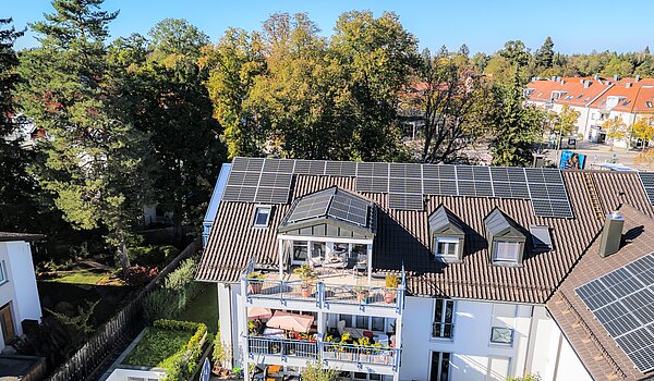Dachgeschosswohnung mit 3 Zimmern | 70501 | ...und oben