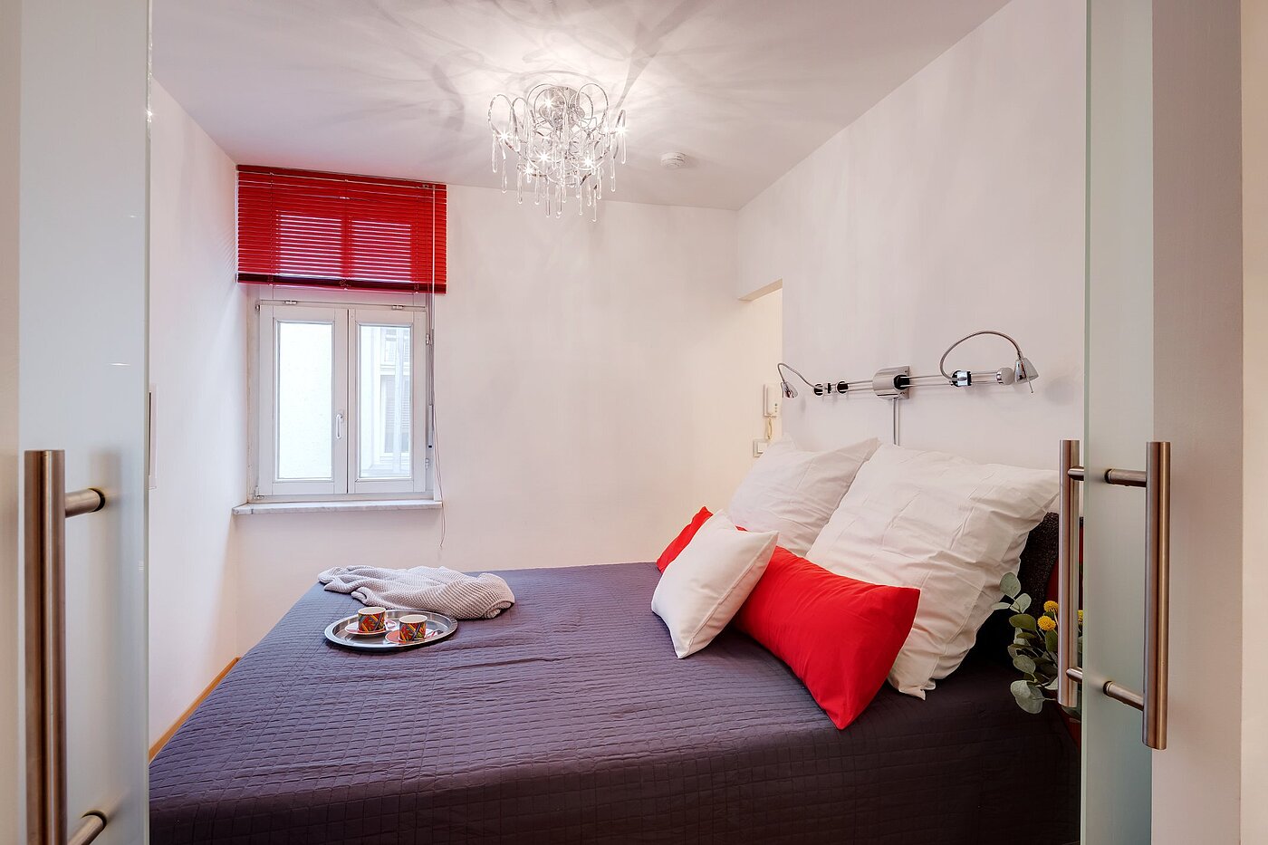 Etagenwohnung mit 2 Zimmern | München-Altstadt | 2106ML7 | Gemütliches Schlafzimmer