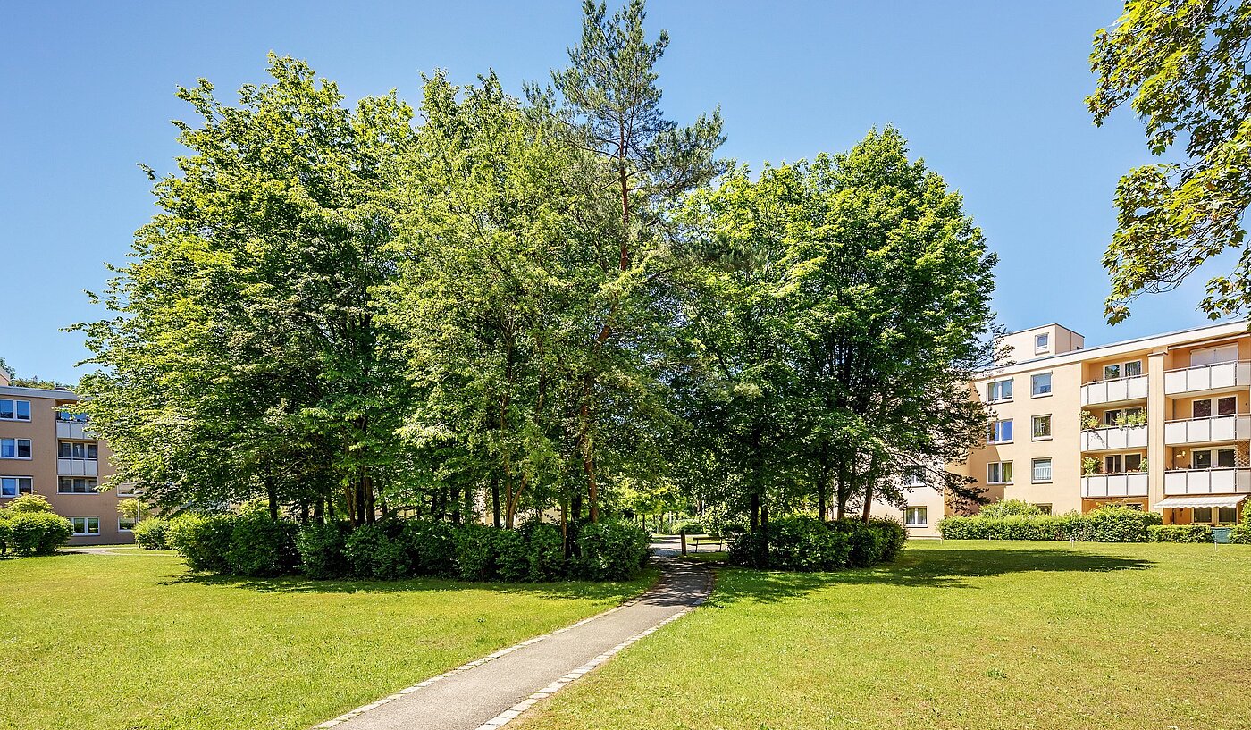 Erdgeschosswohnung mit 4.5 Zimmern | München-Perlach | 2003ML6 | Gepflegte Außenanlagen