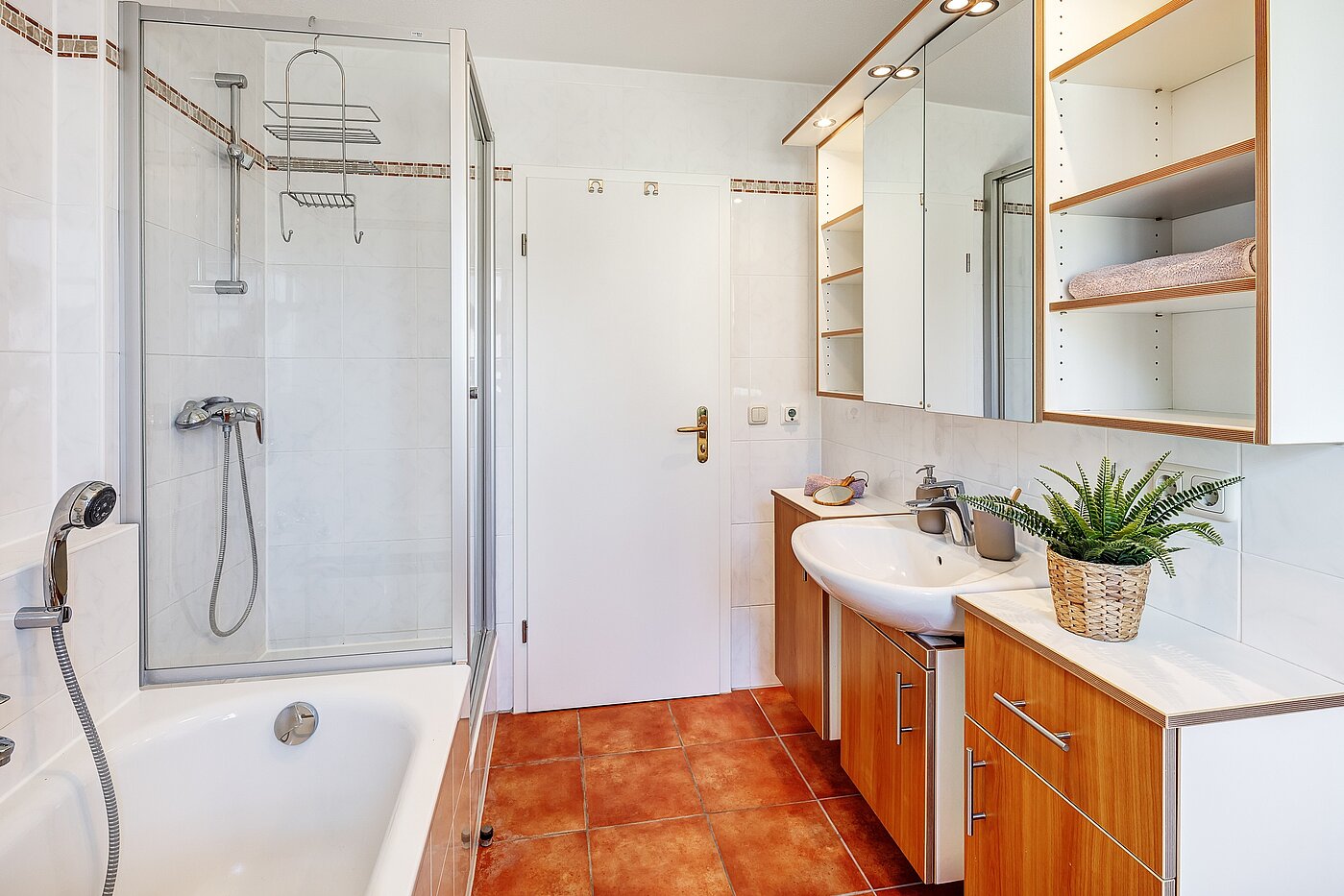 Etagenwohnung mit 3 Zimmern | München-Ramersdorf | 2206ML4 | ...Dusche