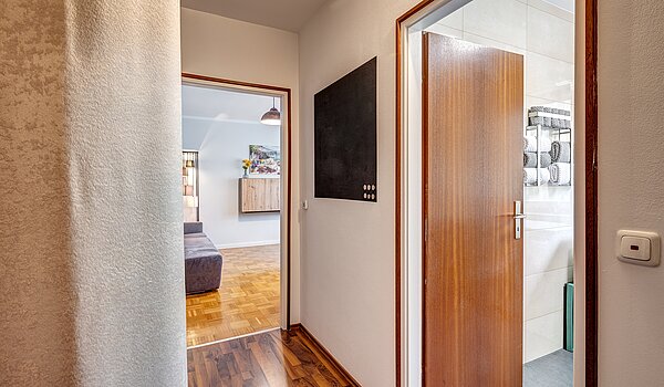 Apartment mit 1 Zimmer | 70478 | Diele mit...