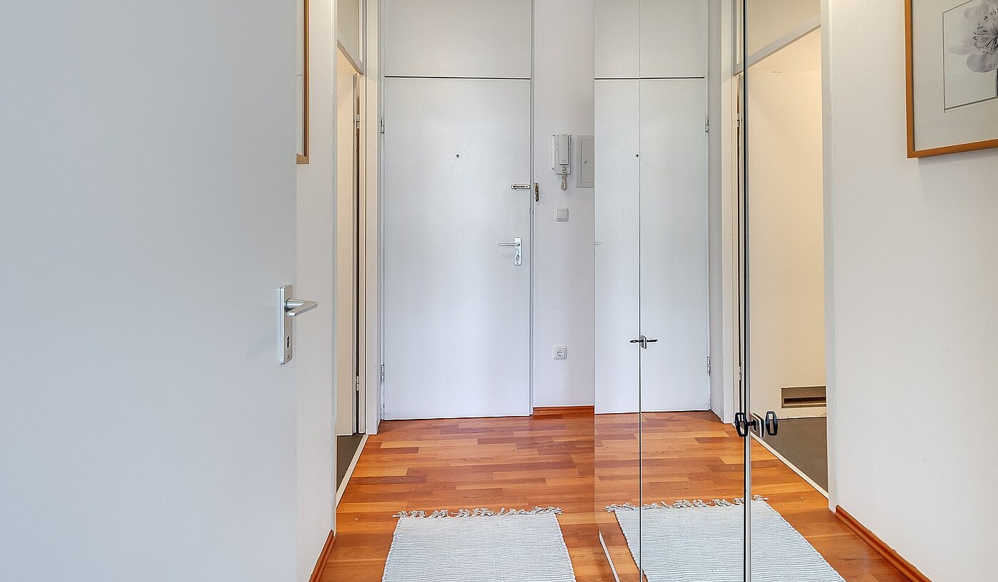 Etagenwohnung mit 1 Zimmer | München-Bogenhausen | 2103ML6 | Auch im Flur genügend Platz