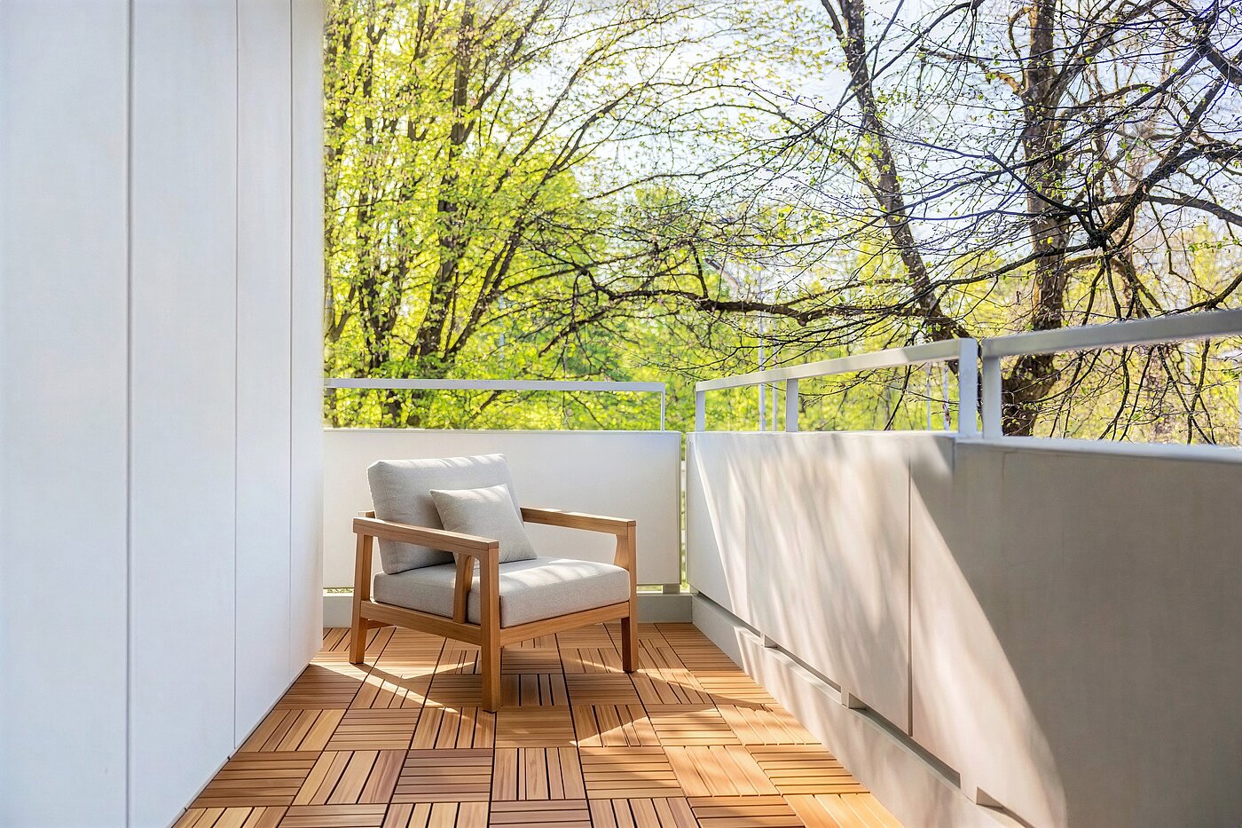 Etagenwohnung mit 3.5 Zimmern | München-Bogenhausen | 703052 | Sonniger Westbalkon (Visualisierung)