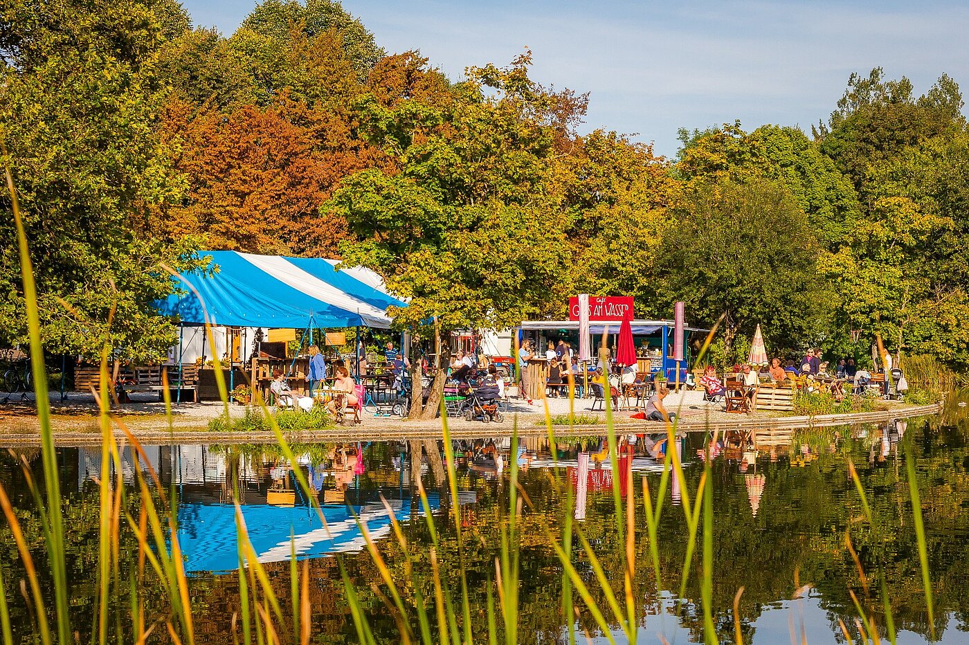 Etagenwohnung mit 1 Zimmer | München-Sendling-Westpark | 2008ML1 | Kleiner Biergarten im Westpark