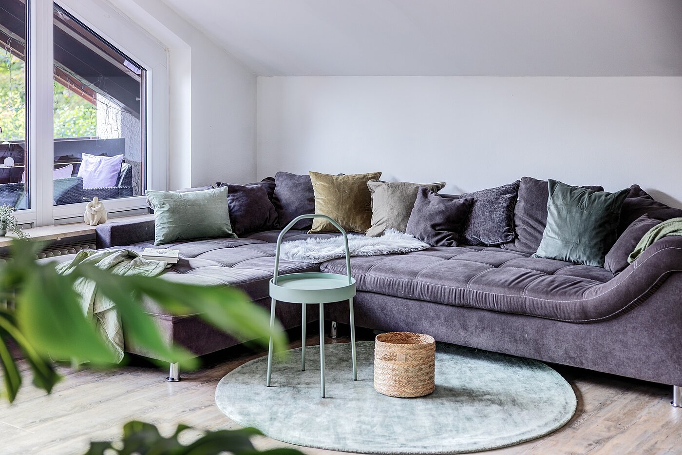Dachgeschosswohnung mit 3 Zimmern | Karlsfeld | 70217 | Pure Gemütlichkeit...