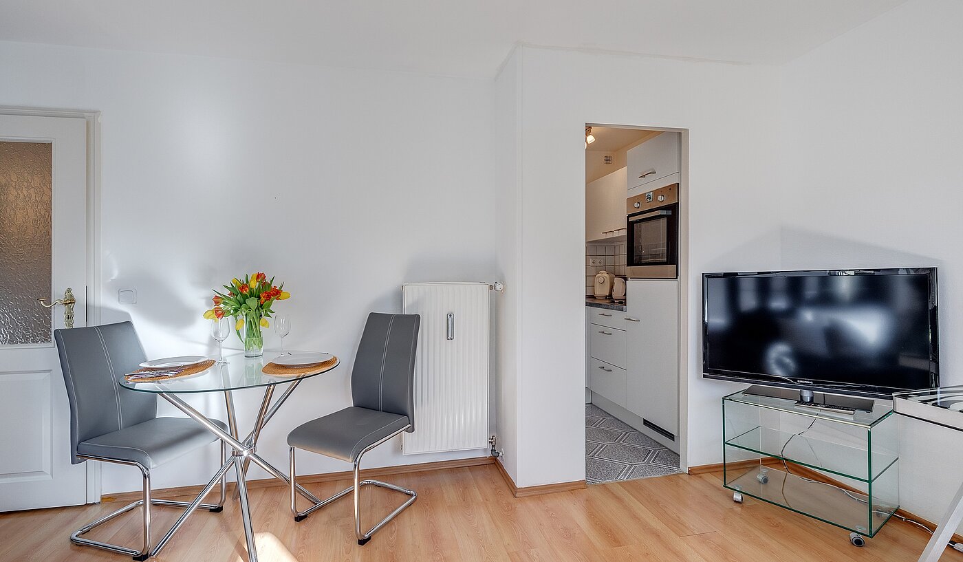 Etagenwohnung mit 1 Zimmer | München | 70073 | Essecke