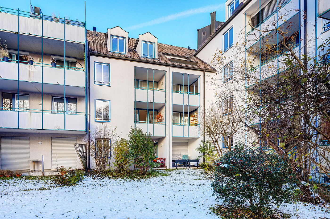 Etagenwohnung mit 3 Zimmern | München-Bogenhausen | 70085 | Ansicht vom Innenhof