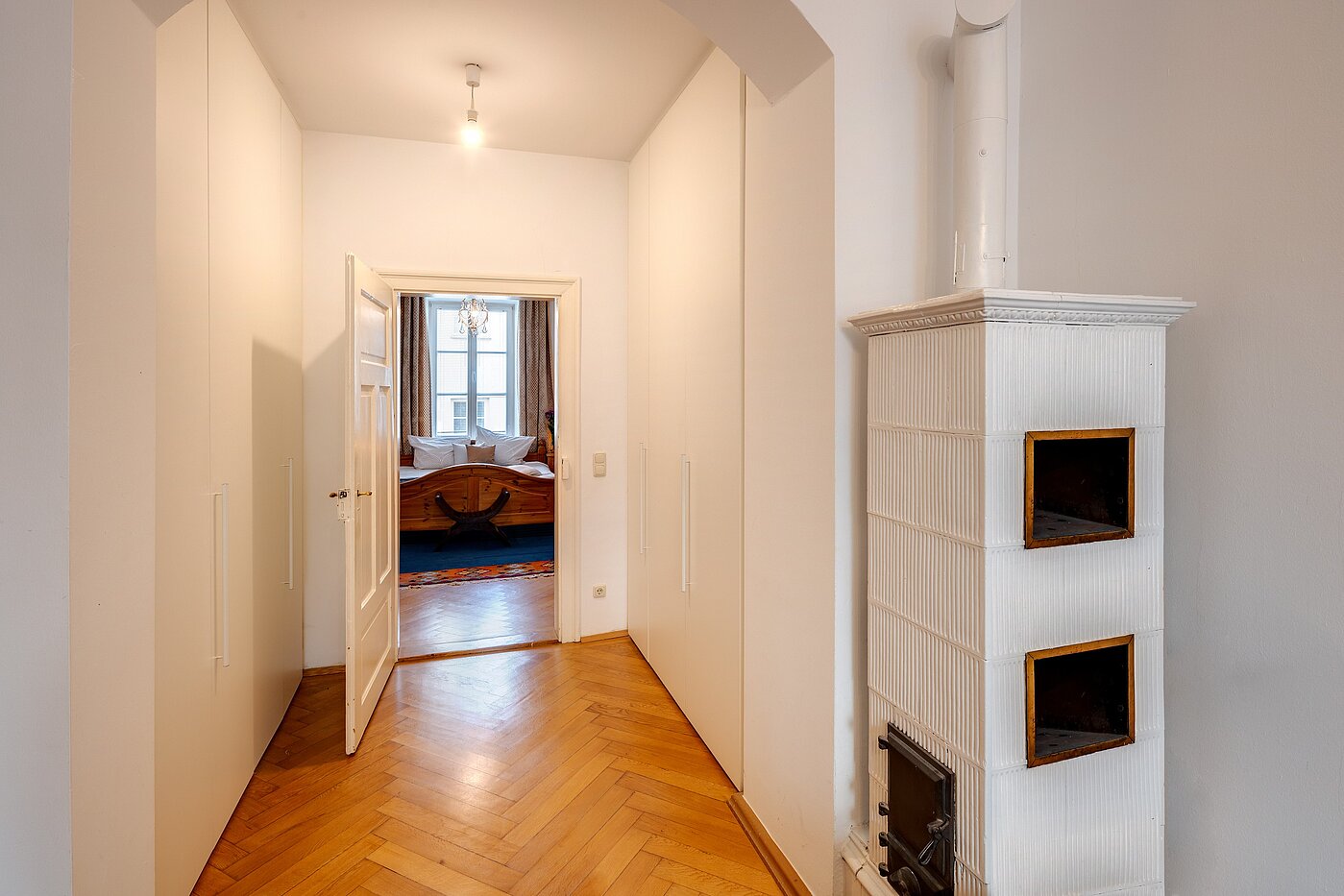 Etagenwohnung mit 5 Zimmern | München-Altstadt | 700121 | Original Kachelofen