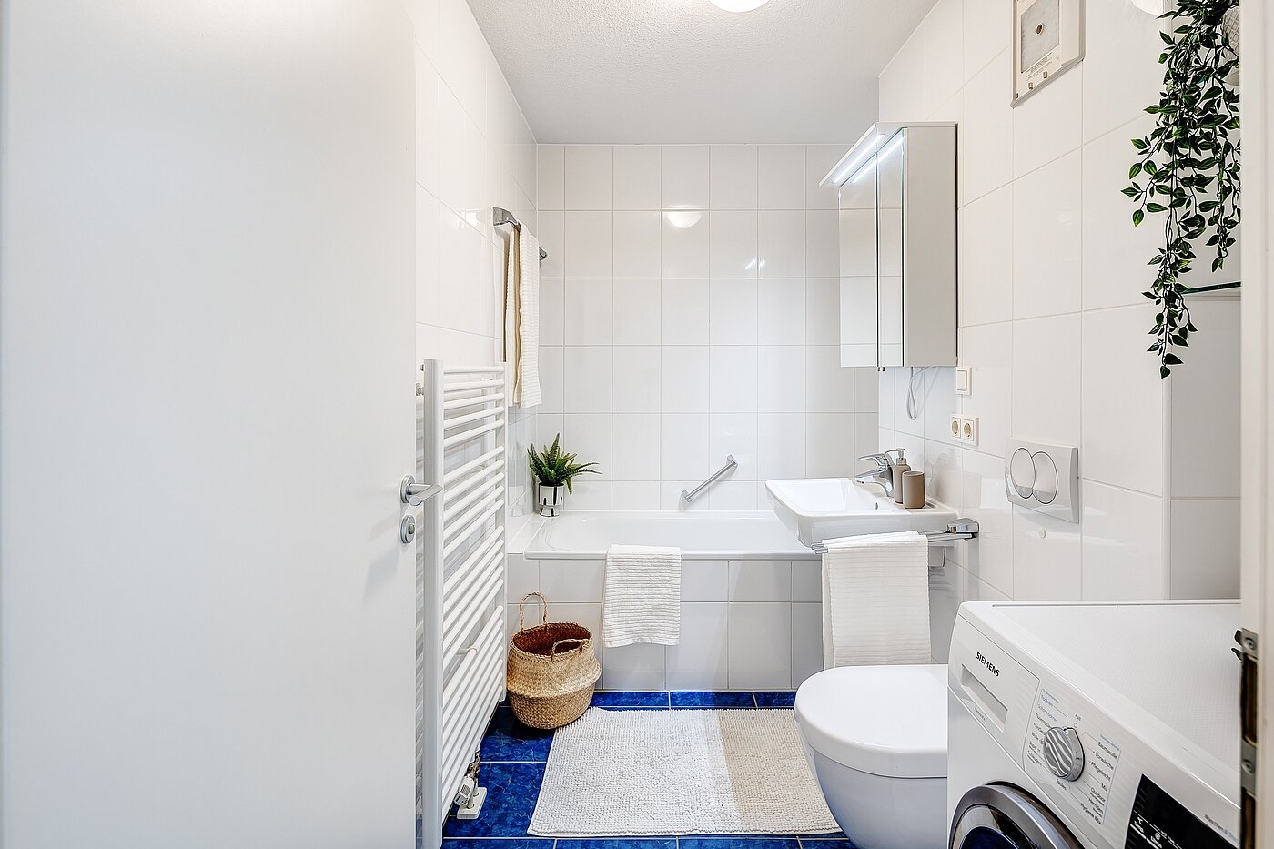 Etagenwohnung mit 3 Zimmern | München-Laim | 2206ML2 | mit einer Badewanne ausgestattet
