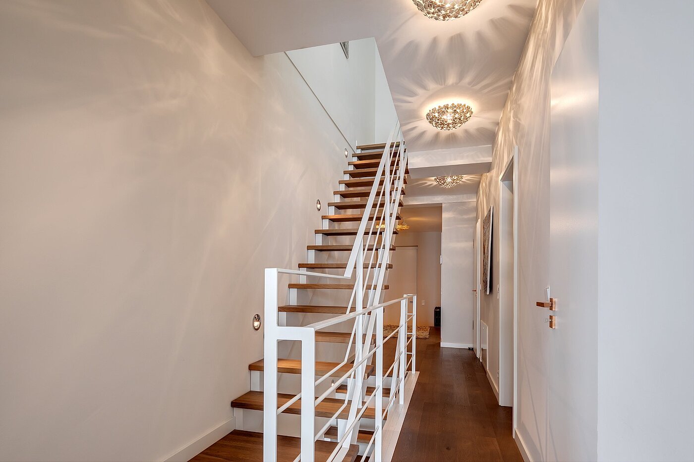 Etagenwohnung mit 5 Zimmern | München-Maxvorstadt | 1807ML1 | Treppe ins Obergeschoß