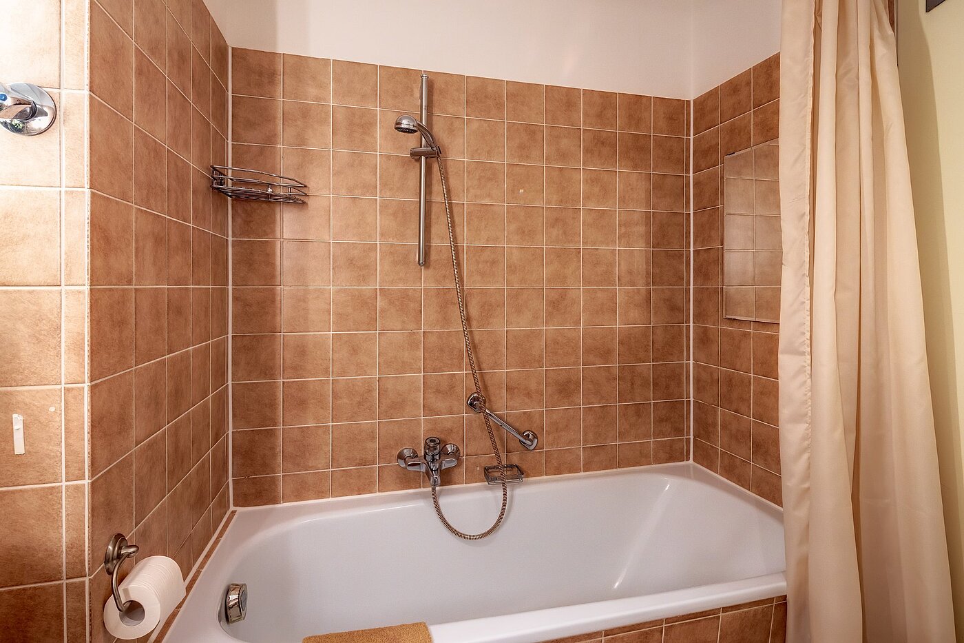 Etagenwohnung mit 2 Zimmern | München-Nymphenburg | 2107ML3 | mit Badewanne