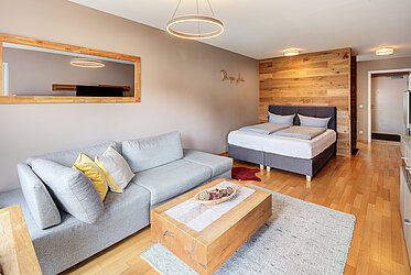 Garmisch-Partenkirchen: Neuwertige 2,5-Zimmer-Wohnung nahe Fußgängerzone - hochwertig ausgestattet