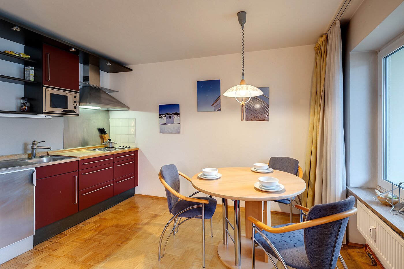 Etagenwohnung mit 1 Zimmer | Ottobrunn | 2301ML1 | Küchenzeile mit schönem Essplatz...