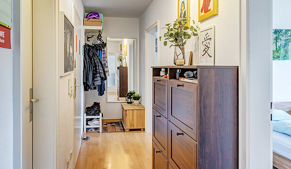 Etagenwohnung mit 3 Zimmern | München-Trudering | 70443 | Diele mit...