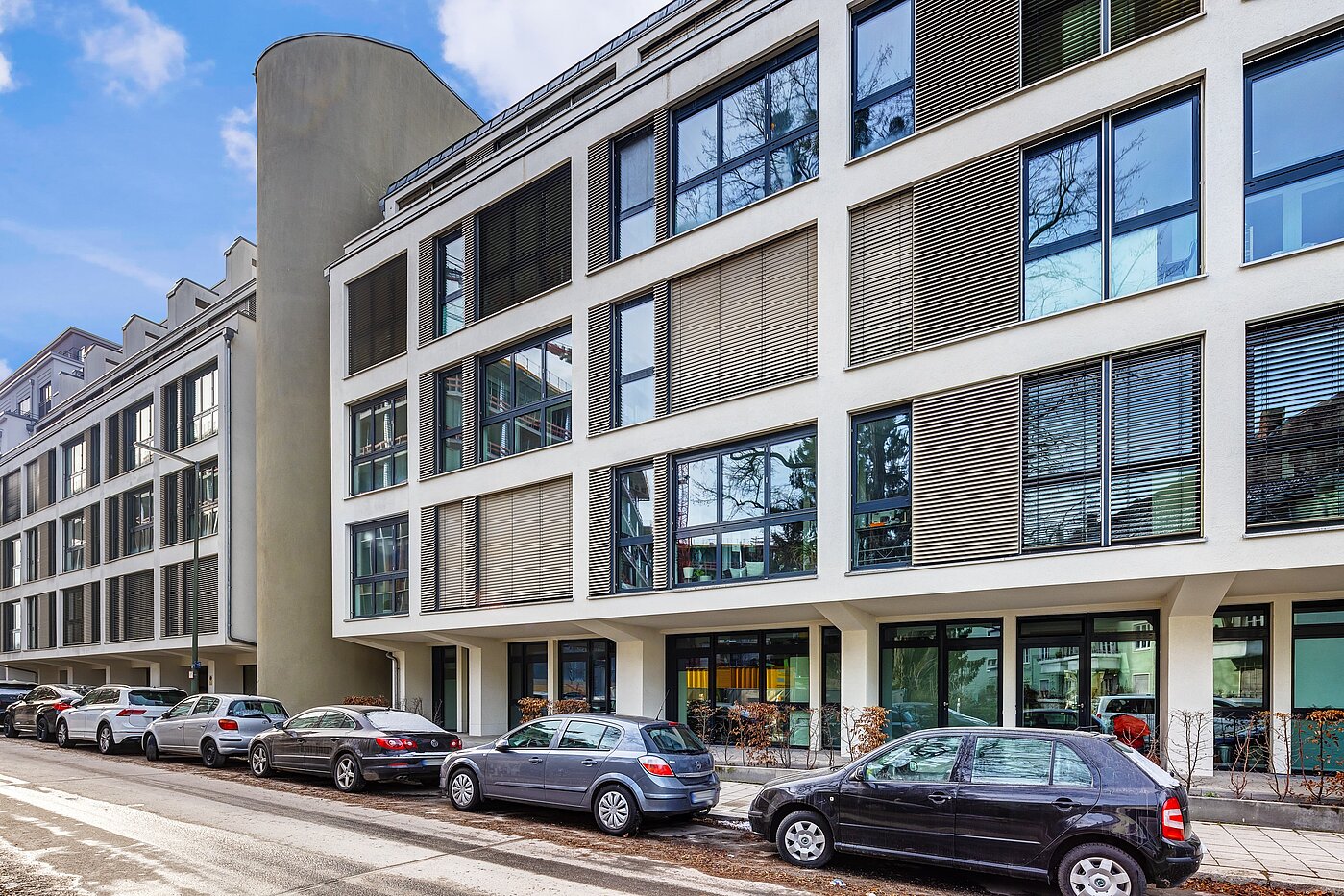 Erdgeschosswohnung mit 1 Zimmer | München-Bogenhausen | 2301ML3 | Straßenansicht