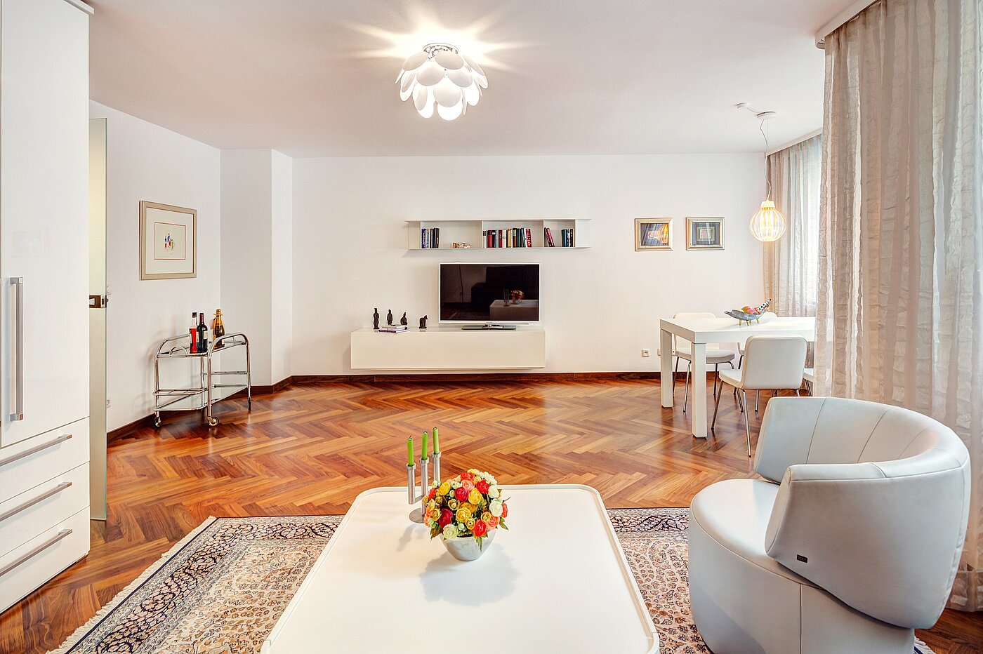 Etagenwohnung mit 1 Zimmer | München-Schwabing | 2207ML10 | ...Schlafen