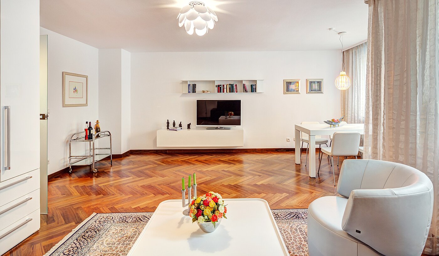 Etagenwohnung mit 1 Zimmer | München-Schwabing | 2207ML10 | ...Schlafen