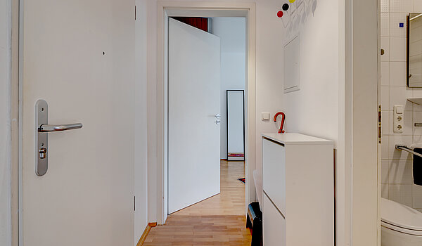Etagenwohnung mit 2 Zimmern | München-Neuhausen | 70440 | Diele