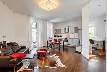 Maxvorstadt: 2-Zi.-Wohnung im Glanz der Jahrhundertwende