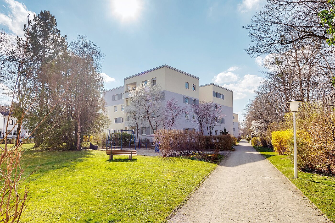 Etagenwohnung mit 4 Zimmern | München-Hadern | 2003ML2 | Schöne Grünfläche...