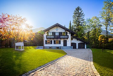 Bad Wiessee: Das Fockenstein - Landhaus mit Außenpool