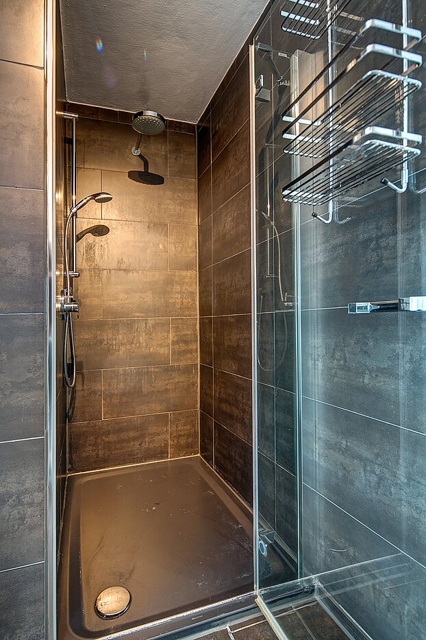 Etagenwohnung mit 2.5 Zimmern | München-Maxvorstadt | 702031 | ...begehbarer Dusche