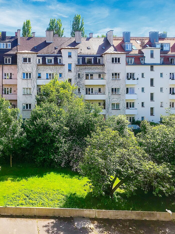 Etagenwohnung mit 3 Zimmern | München-Schwabing | 2006ML4 | ...Balkon in den ruhigen Hof
